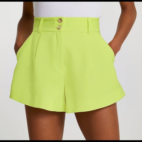 River Island bright yellow tailored shorts - Picture 4 of 5
